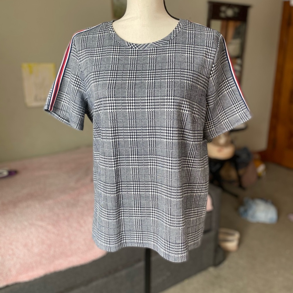 Super Cute Patterned Shirt